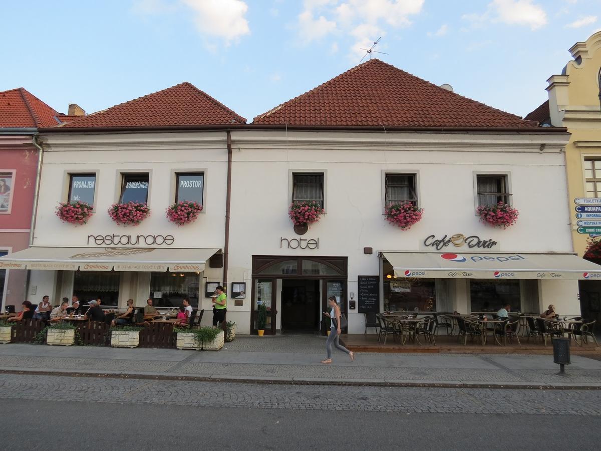 Hotel Cesky Dvur Beroun  Exterior foto